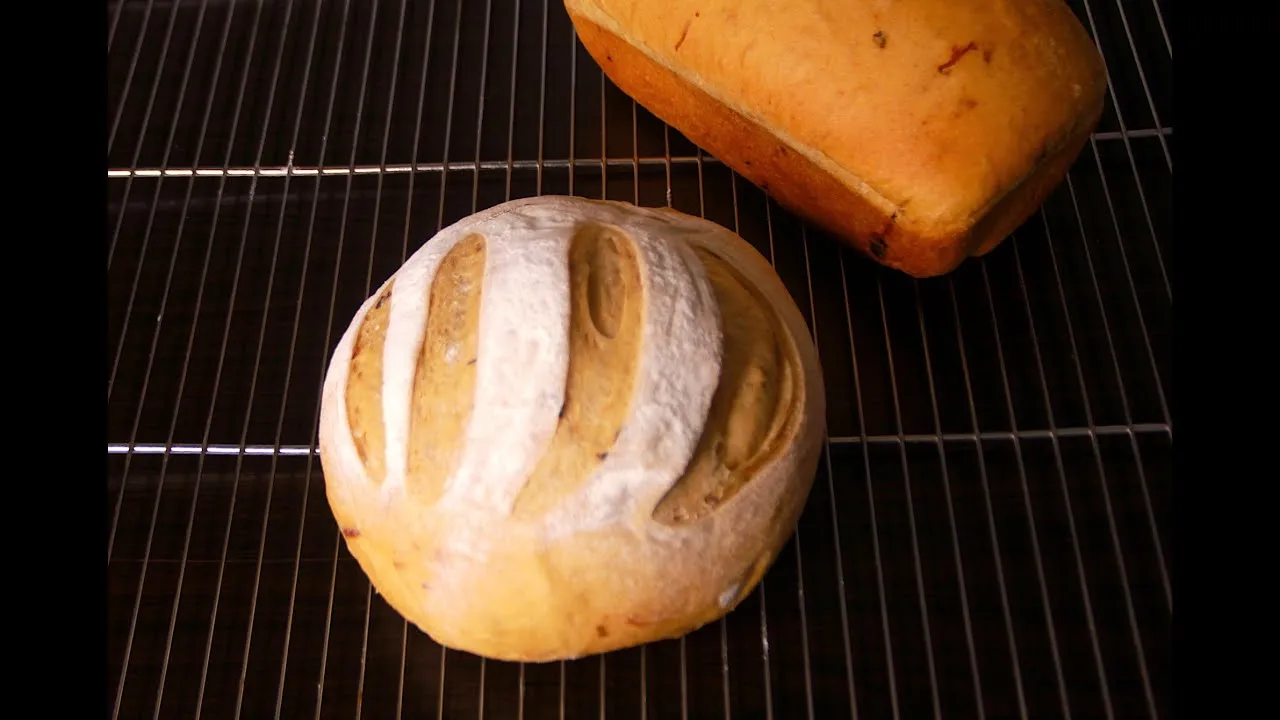 Caramelized Onion Bread