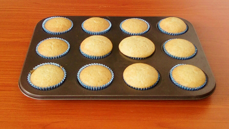 Vanilla Cupcakes