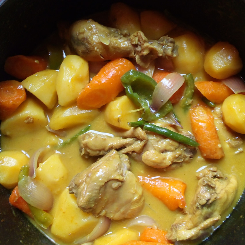 Creamy chicken curry, Recipes by Dolapo Grey