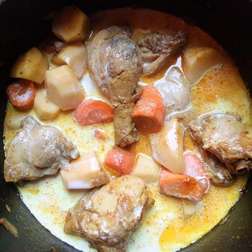 Creamy chicken curry, Recipes by Dolapo Grey