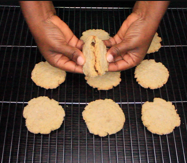 Simple Oatmeal Cookies by Dolapo Grey, Recipes by Dolapo Grey