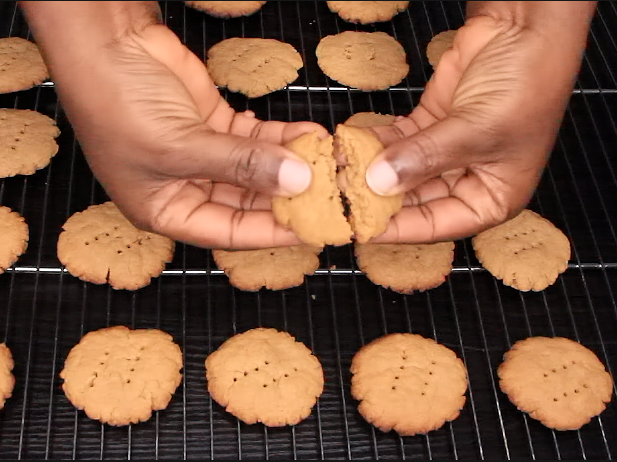 Eggless Peanut Butter Cookies, Recipes by Dolapo Grey