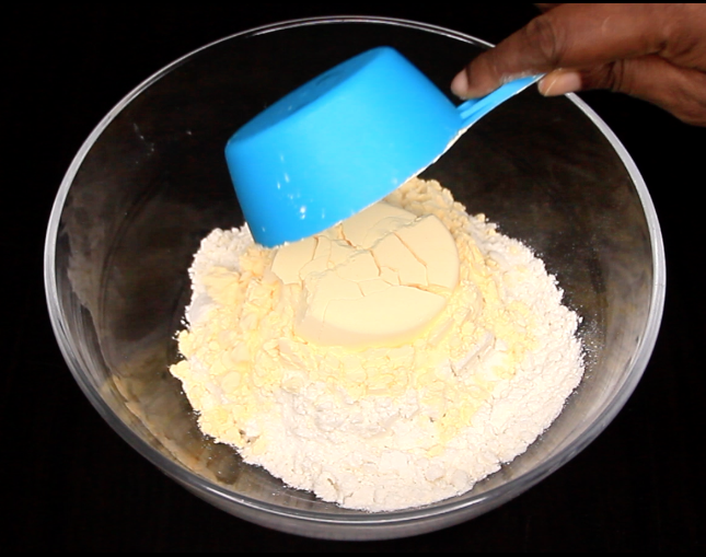 Custard Powder Cake, Recipes by Dolapo Grey