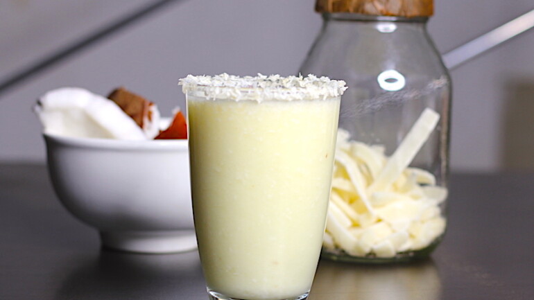 Tropical Pineapple And Coconut Smoothie