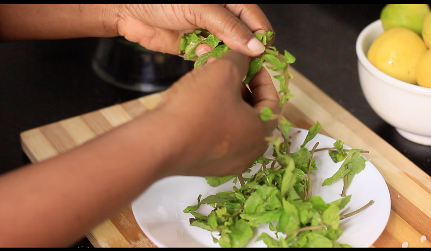 Cucumber-Mint juice, Recipes by Dolapo Grey