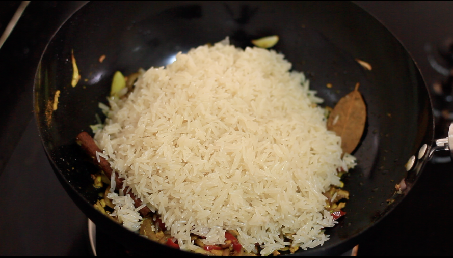 Spicy Yellow Rice Recipe, Recipes by Dolapo Grey