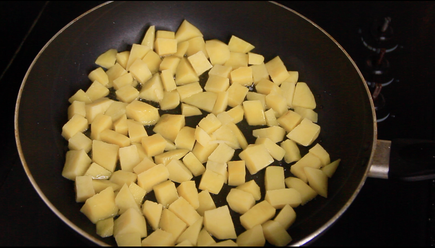 The Best Pan Fried Potatoes Recipe, Recipes by Dolapo Grey